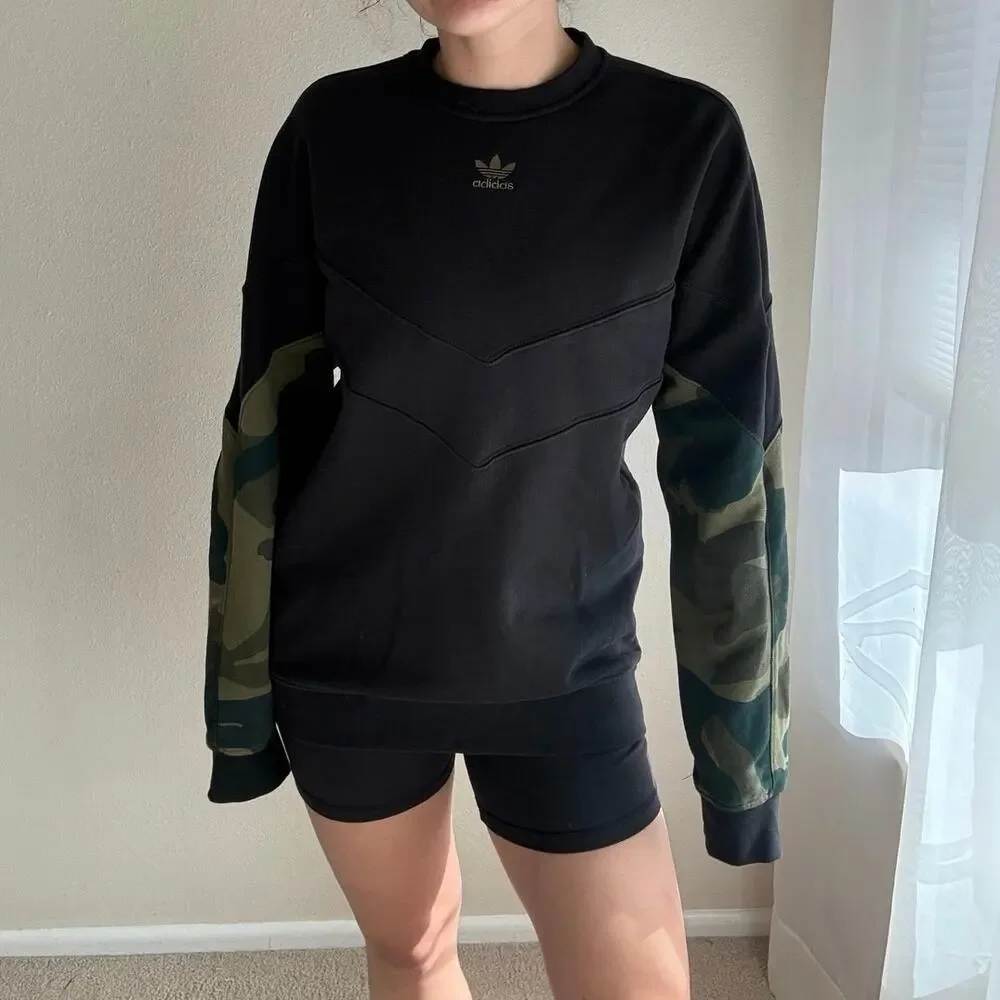 Adidas Originals Black Camo Crew Neck Sweatshirt streetwear sporty skate utility